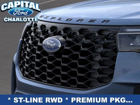 New 2026 Ford Explorer ST-Line w/ ST-Line Street Pack RWD image 18