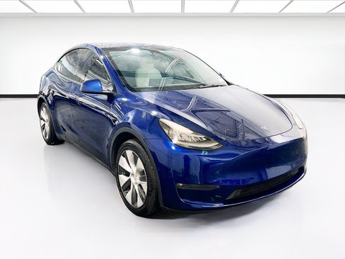 Used 2021 Tesla Model Y 2WD image 3