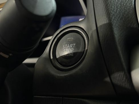 Used 2018 MAZDA MAZDA3 Touring FWD image 31
