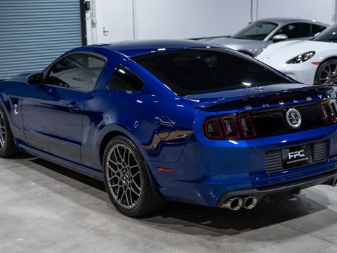 Used 2013 Ford Mustang Shelby GT500 image 4