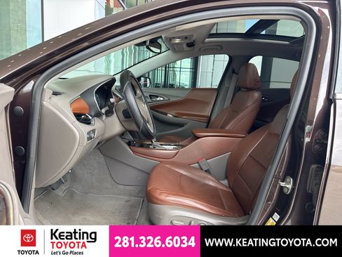 Used 2016 Chevrolet Malibu Premier w/ Driver Confidence Package II FWD image 15