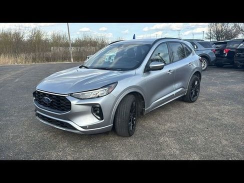 Certified 2023 Ford Escape ST-Line Elite AWD/4WD image 7
