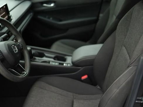 Used 2025 Honda Accord LX image 14