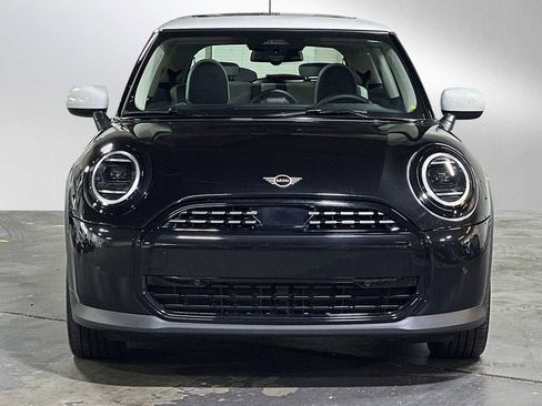 Used 2026 MINI Cooper 2-Door Hardtop FWD image 8