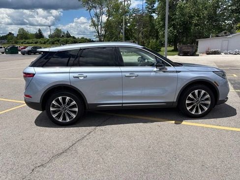 Used 2022 Lincoln Corsair Reserve w/ Equipment Group 201A AWD/4WD image 2