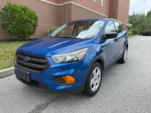 Used 2018 Ford Escape S FWD image 1