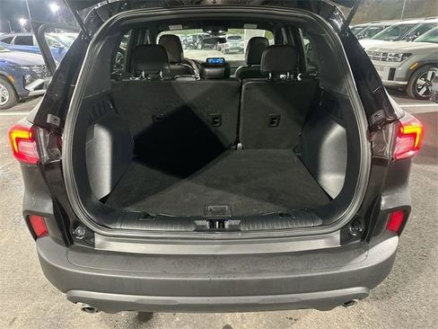 Used 2025 Ford Escape ST-Line image 30