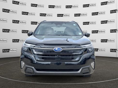 Used 2025 Subaru Forester Touring w/ Popular Package - Touring image 8