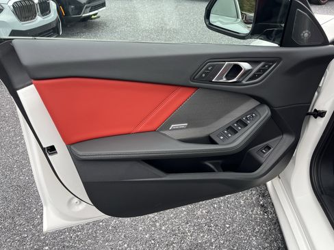 Used 2026 BMW M235i xDrive w/ Technology Package image 9