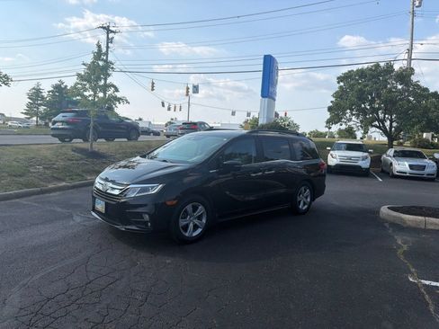 Used 2018 Honda Odyssey EX-L image 3