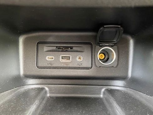 Used 2020 Chevrolet Equinox Premier AWD/4WD image 35
