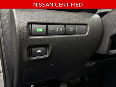 Certified 2023 Nissan Sentra SV image 22