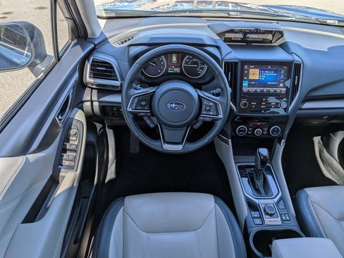 Used 2020 Subaru Forester Limited image 16