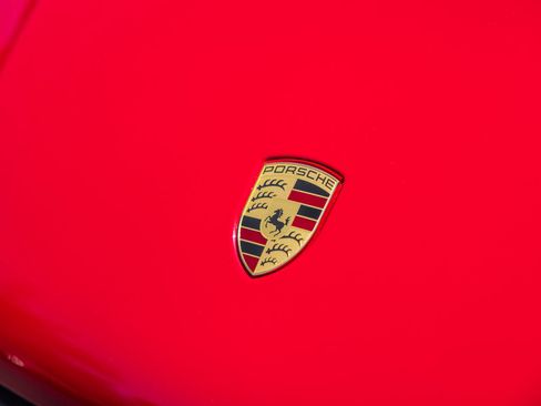Certified 2026 Porsche Macan AWD/4WD image 23