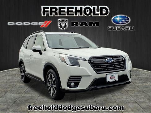 Certified 2022 Subaru Forester Limited image 1