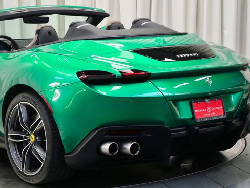 Used 2024 Ferrari Roma Spider image 37