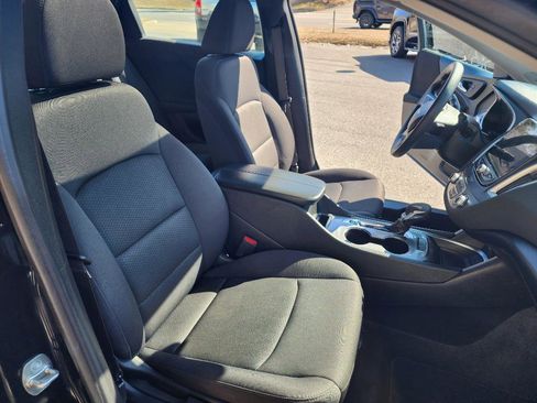 Used 2024 Chevrolet Malibu LT image 13