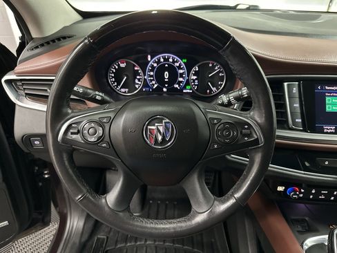 Used 2021 Buick Enclave Avenir w/ Avenir Technology Package image 16