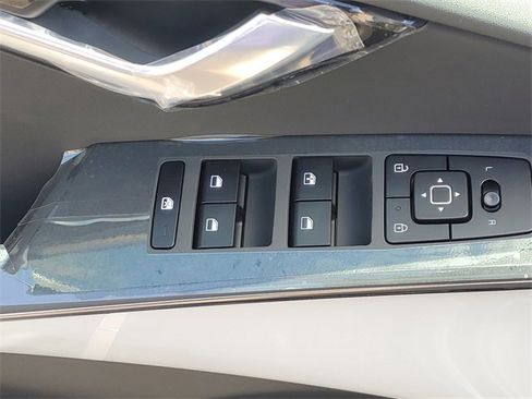 New 2025 Kia Niro Wind w/ Wind Preserve Package image 22