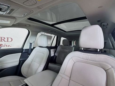 New 2026 Lincoln Aviator Reserve image 23