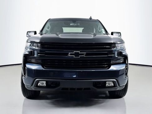 Used 2022 Chevrolet Silverado 1500 RST image 2