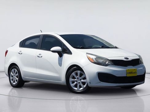 Used 2014 Kia Rio LX FWD image 2
