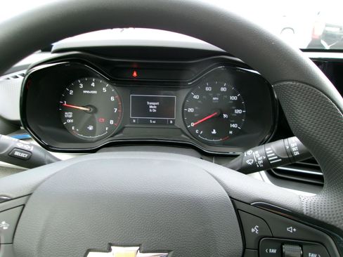 New 2026 Chevrolet Trax LS w/ LS Convenience Package image 20