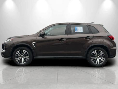 Used 2024 Mitsubishi Outlander Sport SE image 5