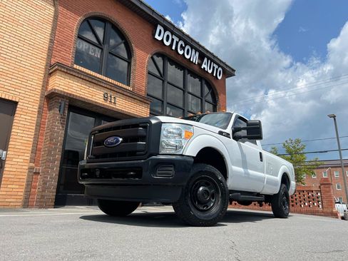 Used 2016 Ford F250 XL AWD/4WD image 3