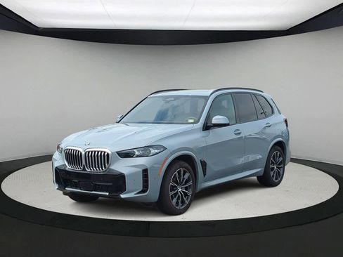 Certified 2024 BMW X5 xDrive40i w/ M Sport Package image 4