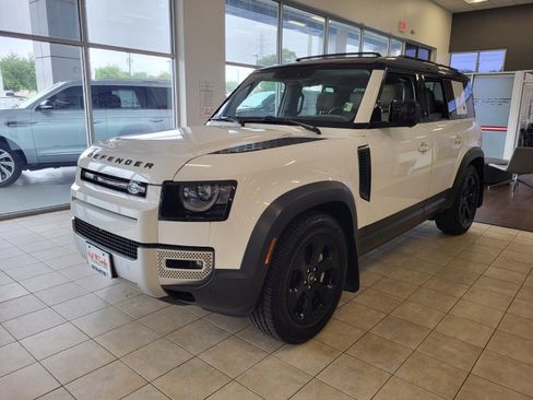 Used 2020 Land Rover Defender 110 HSE AWD/4WD image 6