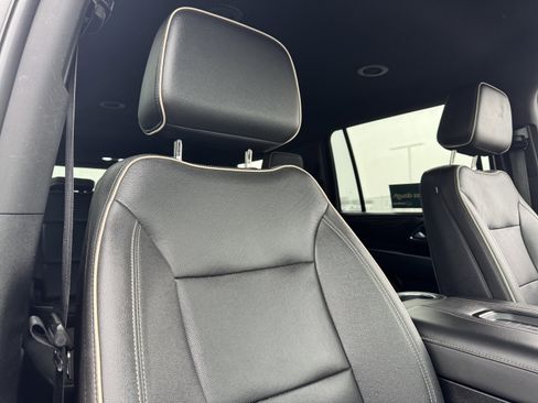 Certified 2023 Chevrolet Suburban Premier image 24