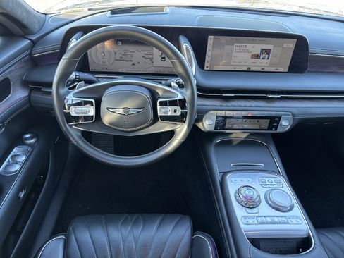 Used 2023 Genesis G90 3.5T AWD/4WD image 18