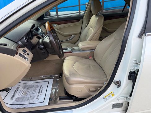 Used 2010 Cadillac CTS Premium image 10