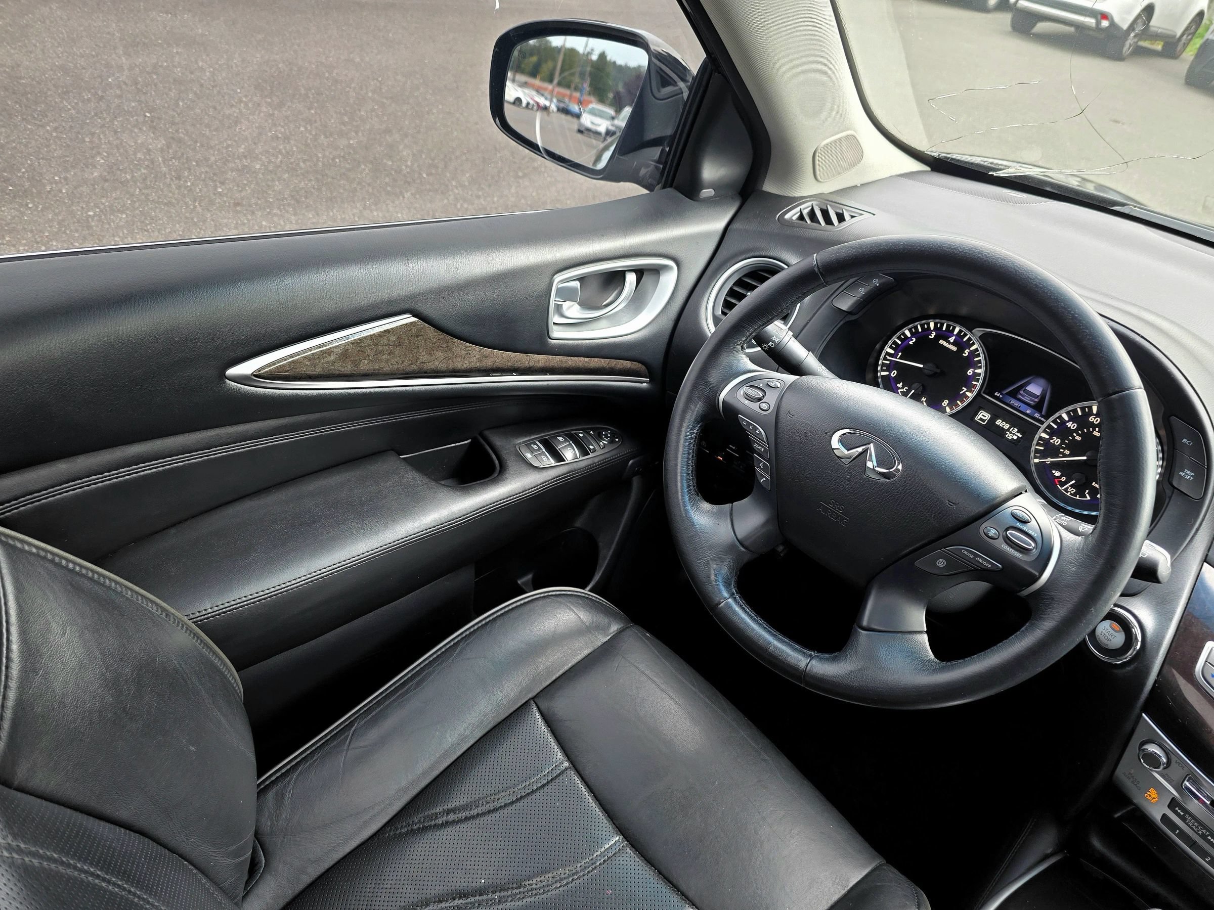 Used 2015 INFINITI QX60 Luxe w/ Premium Plus Package AWD/4WD image 24