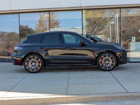 New 2026 Porsche Macan GTS image 8