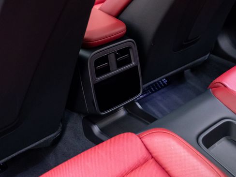 Certified 2023 Porsche Taycan Turbo AWD/4WD image 17
