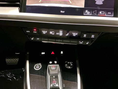 Certified 2023 Audi Q4 e-tron Premium Plus w/ Premium Plus AWD/4WD image 32
