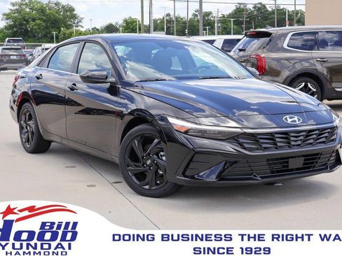 New 2026 Hyundai Elantra SEL Sport FWD image 1