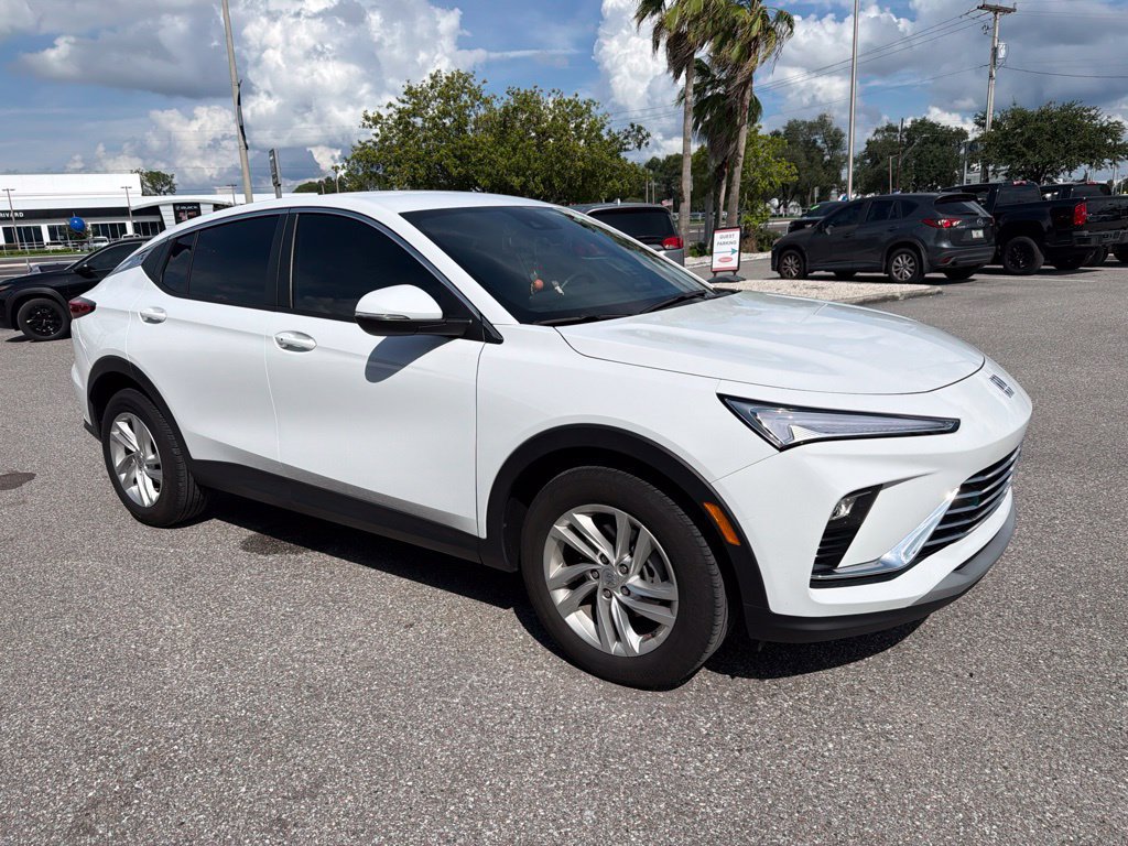 Used 2025 Buick Envista Preferred w/ Convenience I Package FWD image 14