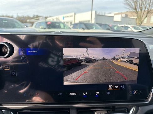 New 2026 Chevrolet Equinox EV LT image 56