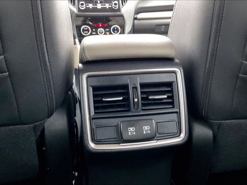 Certified 2024 Subaru Forester Limited image 39