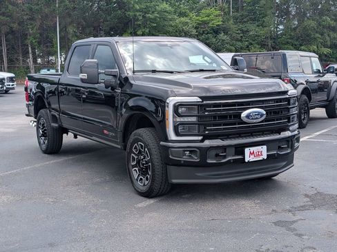 New 2026 Ford F250 Platinum AWD/4WD image 2