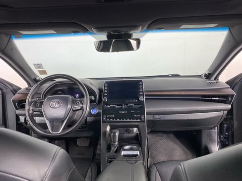 Used 2021 Toyota Avalon Limited w/ Advanced Safety Package FWD image 18