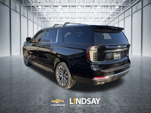 New 2026 Chevrolet Suburban High Country w/ Sun And Tow Package image 6