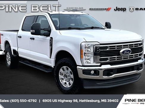 Used 2023 Ford F250 XLT image 1