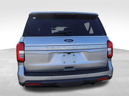 Used 2022 Ford Expedition Max XLT AWD/4WD image 8