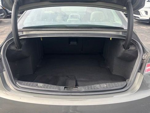 Used 2017 Lincoln MKZ Reserve w/ Climate Package FWD image 9