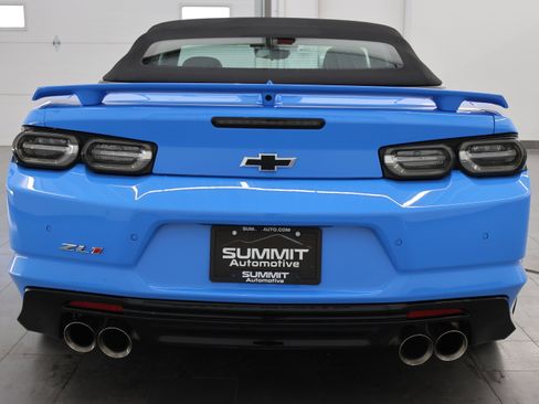 Used 2023 Chevrolet Camaro ZL1 RWD image 27