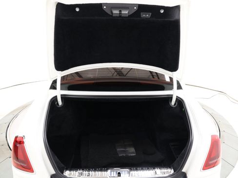 Used 2013 Rolls-Royce Ghost RWD image 86